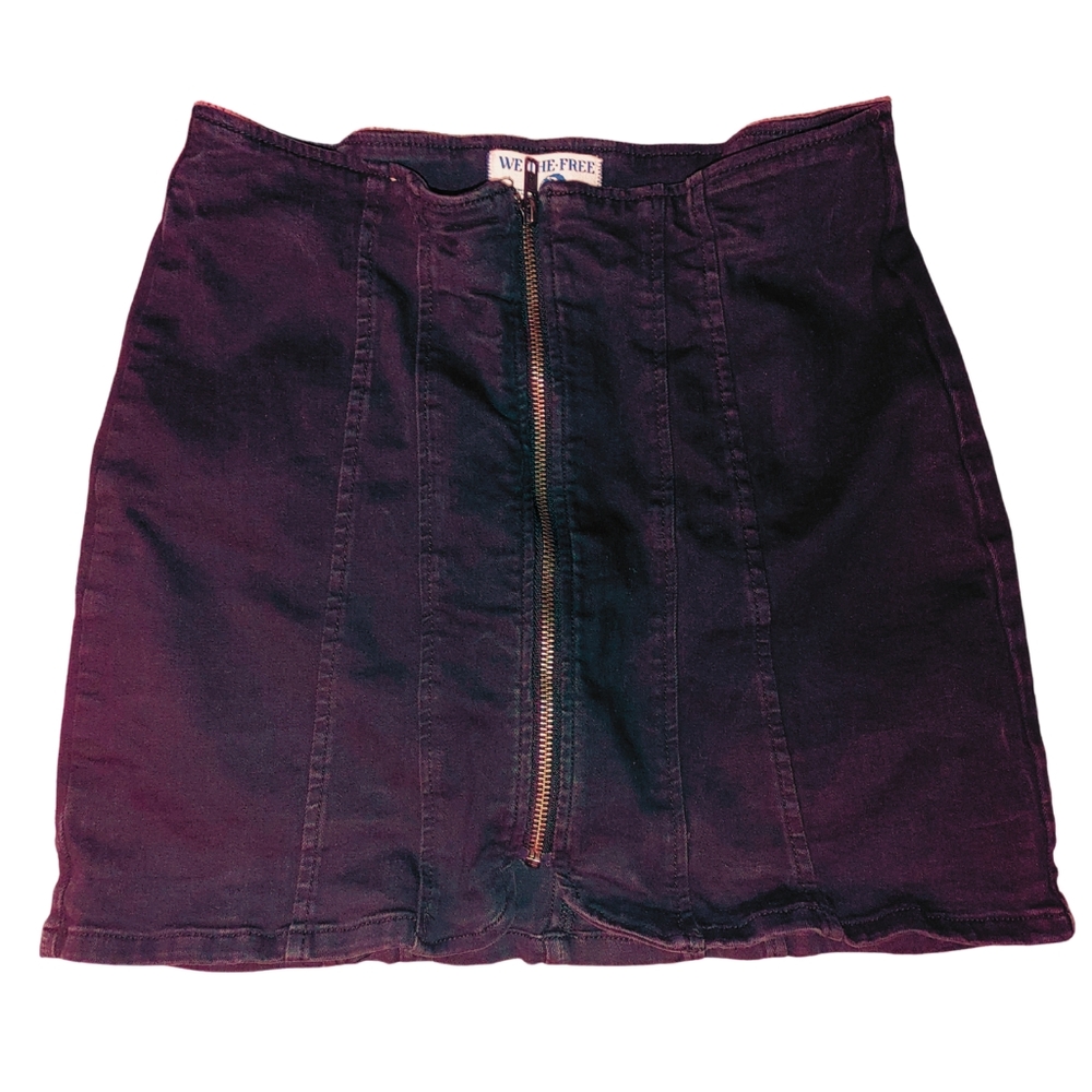 WE THE FREE | Black Denim Skirt Size 8